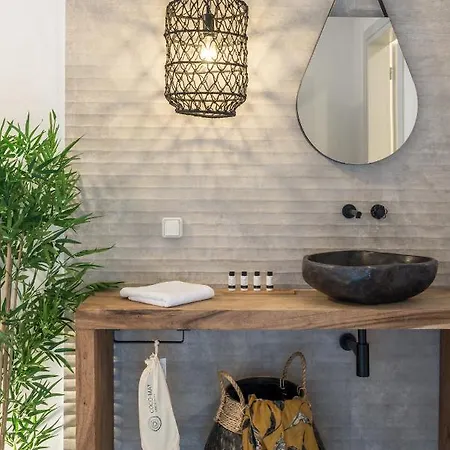 Aphrodite Luxury Lägenhet *